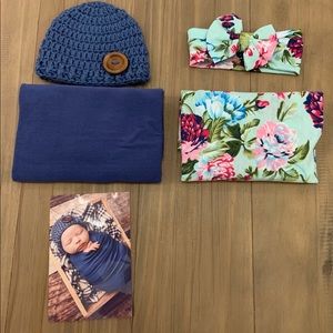 Boy/Girl Twin Swaddle Set